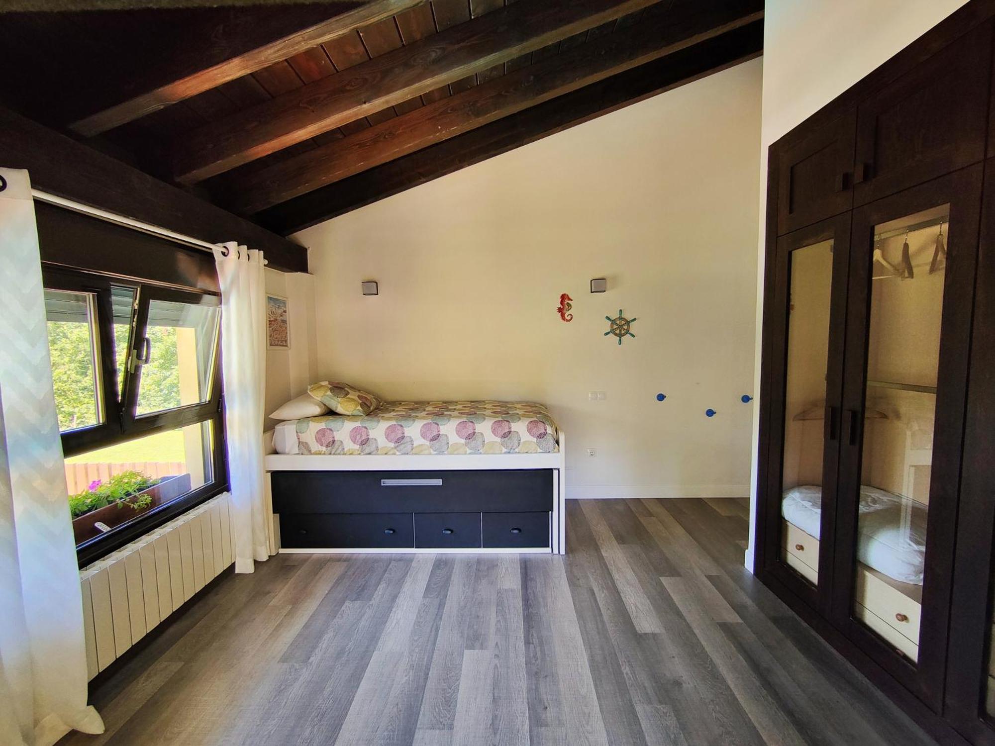 Chalet Con Piscina Climatizada En La Naturaleza Areatza Exterior foto